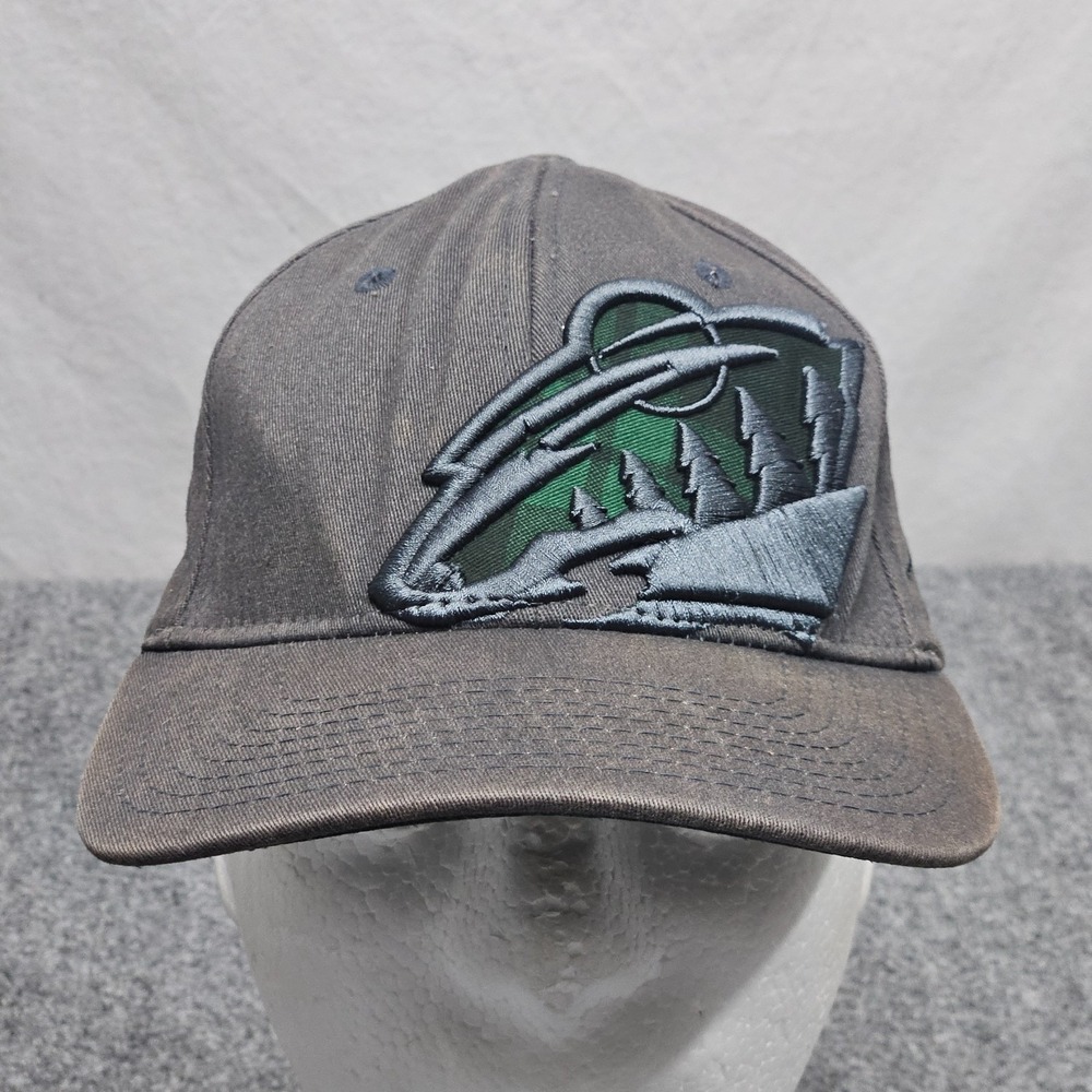 Minnesota Wild Hat Zephyr Z-Fit L XL Grey NHL Hockey Plaid Brim Cap Fanwear